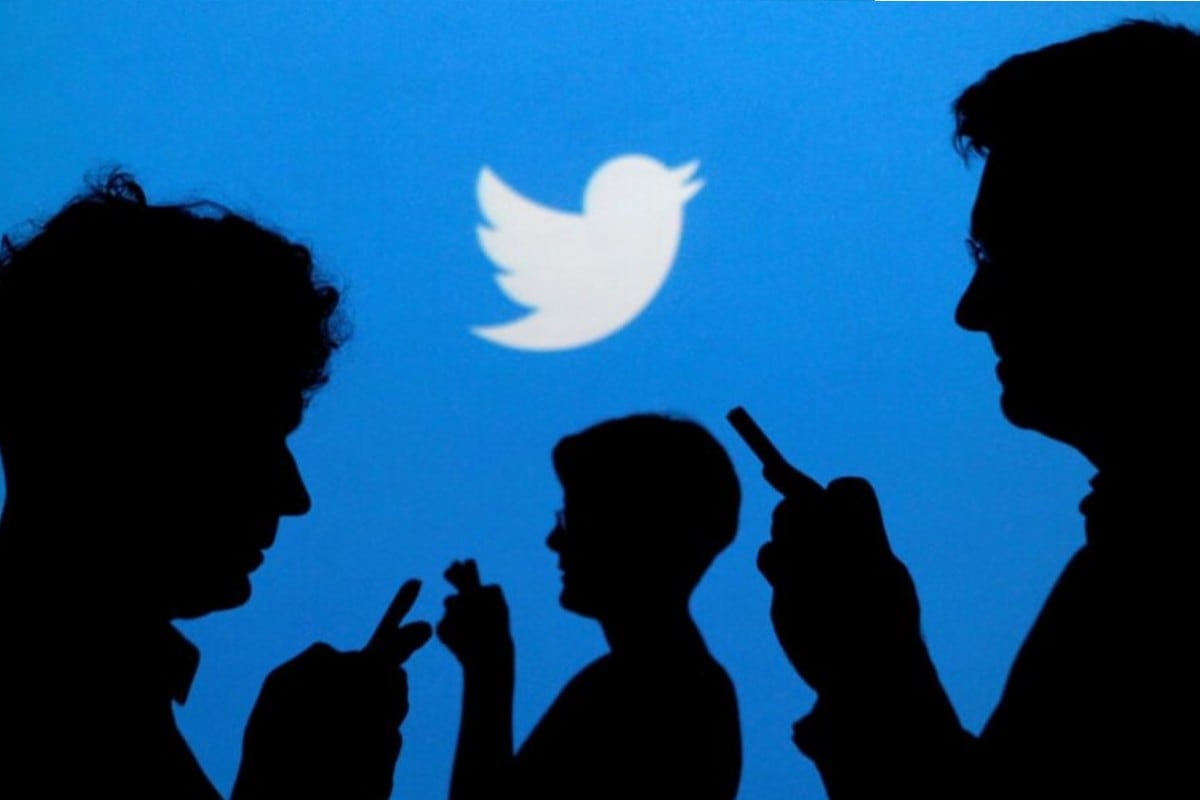  Twitter: কৃষক আন্দোলন ও তা নিয়ে প্ররোচনা দেওয়ার অভিযোগে Twitter কর্তৃপক্ষকে একাধিক অ্যাকাউন্ট বাতিল করার ও সাসপেন্ড করার আবেদন জানায় কেন্দ্রীয় সরকার। প্রাথমিক পর্যায়ে বেশ কিছু অ্যাকাউন্ট সাসপেন্ড করলেও পরে মত প্রকাশের স্বাধীনতা রক্ষার বিষয়টি দেখিয়ে বাকি অ্যাকাউন্ট বন্ধ না করার আবেদন জানায় Twitter কর্তৃপক্ষ। এই নিয়ে দু'পক্ষের মধ্যে মত পার্থক্য চলছে। Twitter-এর পরিবর্তে নতুন অ্যাপও এসেছে বাজারে। এরই মাঝে Twitter নতুন ফিচার আনছে। জানা গিয়েছে, শীঘ্রই লঞ্চ হতে চলেছে সুপার ফলো (Super Follow) ফিচারটি।