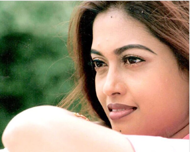 কিন্নেরা-- একাধিক তেলুগু ছবির নায়িকা কিন্নেরা দেহ ব্যবসায় জড়িত