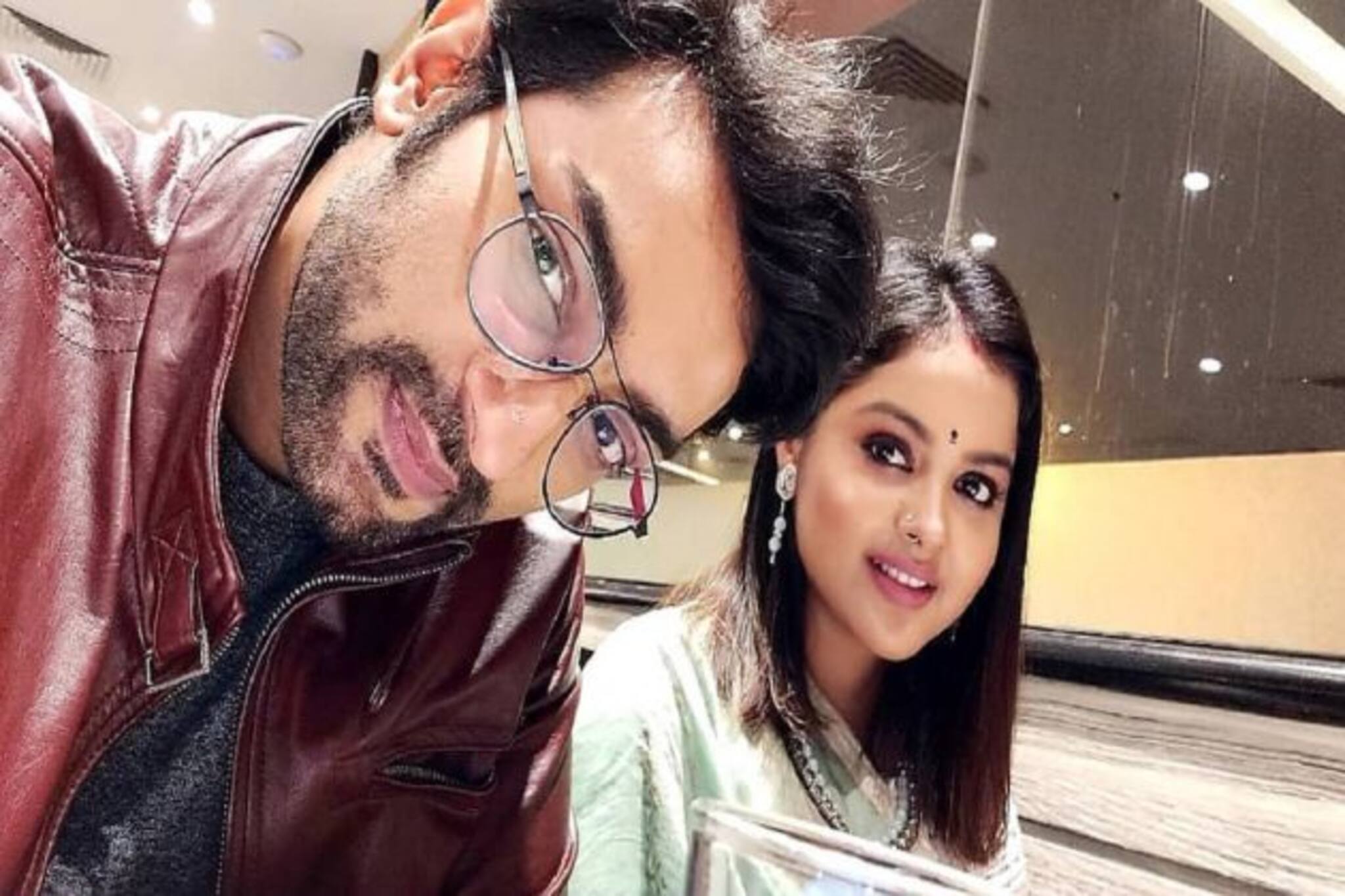 Jeetu-Nabanita: জল্পনাই সত্যি হল? বিয়ের ২ বছরের মাথায় অন্য নায়িকাকে ‘ভালবাসি’ বললেন জিতু