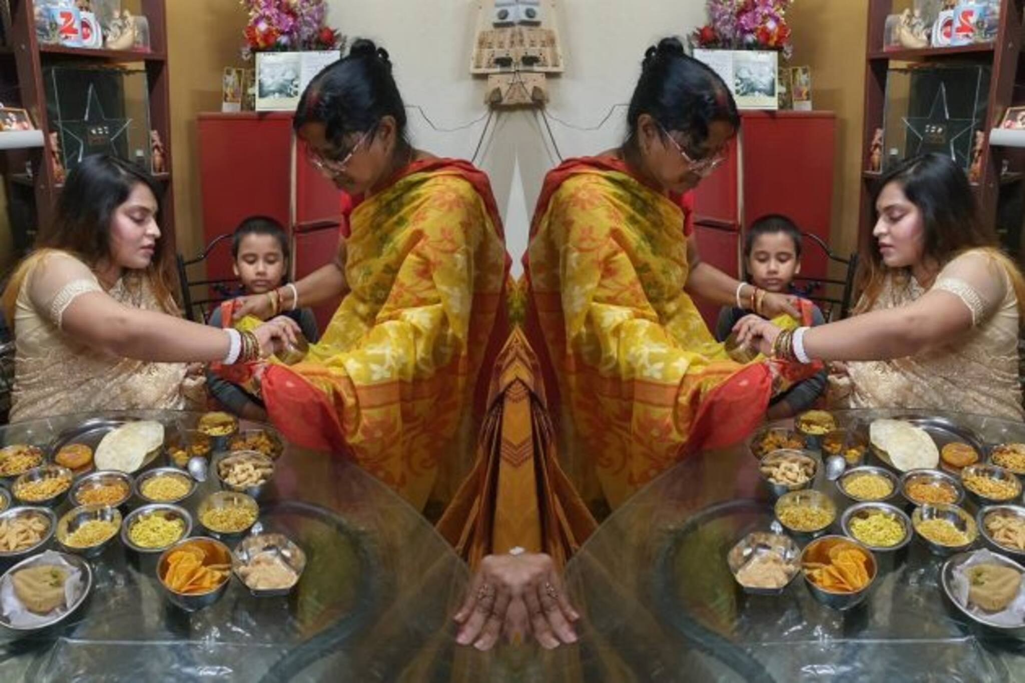 Madhubani Goswami: আসছে খুশির দিন! সাত মাসের সাধভক্ষণে শাশুড়ি মায়ের সাজিয়ে দেওয়া খাবারে আপ্লুত সেলিব্রিটি হবু মা মধুবনী গোস্বামী