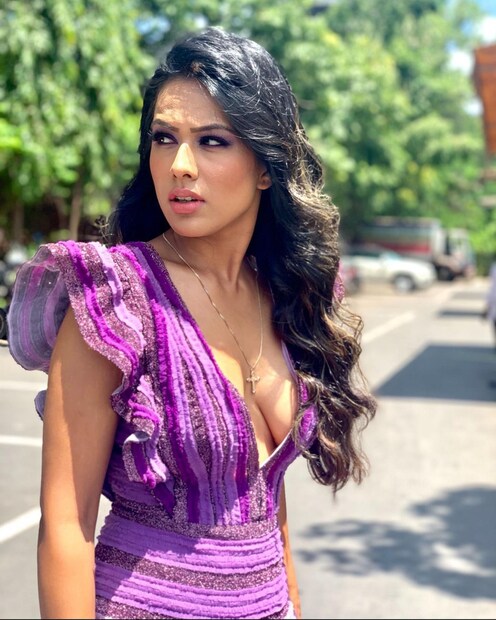 নাগিন ৪ নায়িকার বোল্ড ছবিতে ঝরে ঝরে পড়ছে যৌন পরিস্থিতি ৷ ছবি সৌজন্যে ইনস্টাগ্রাম ৷