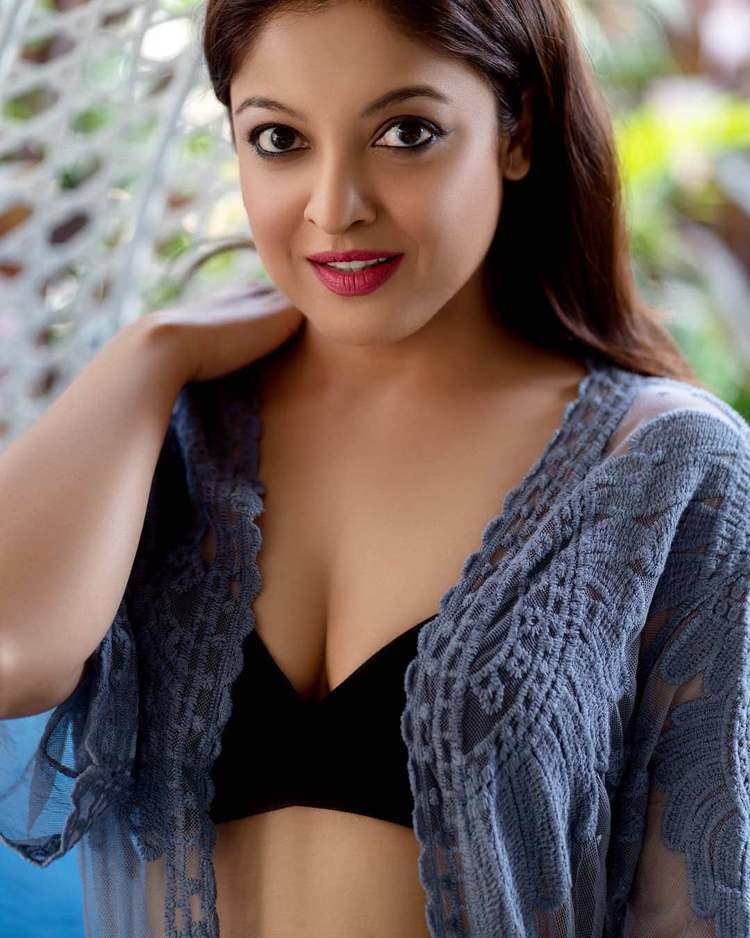 নেভি ব্লু অন্তর্বাসের উপরে হালকা নীল রঙের অন্তর্বাসে শরীরী কাঠামো পরিস্ফুট হয়েছে ৷ ছবি সৌজন্যে ইনস্টাগ্রাম ৷ নেভি ব্লু অন্তর্বাসের উপরে হালকা নীল রঙের অন্তর্বাসে শরীরী কাঠামো পরিস্ফুট হয়েছে ৷ ছবি সৌজন্যে ইনস্টাগ্রাম ৷