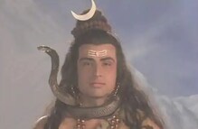 শিবগাথা অবলম্বনে ছোটপর্দার এই জনপ্রিয় ধারাবাহিকের নায়কদের মনে আছে কি? শিবগাথা অবলম্বনে ছোটপর্দার এই জনপ্রিয় ধারাবাহিকের নায়কদের মনে আছে কি?