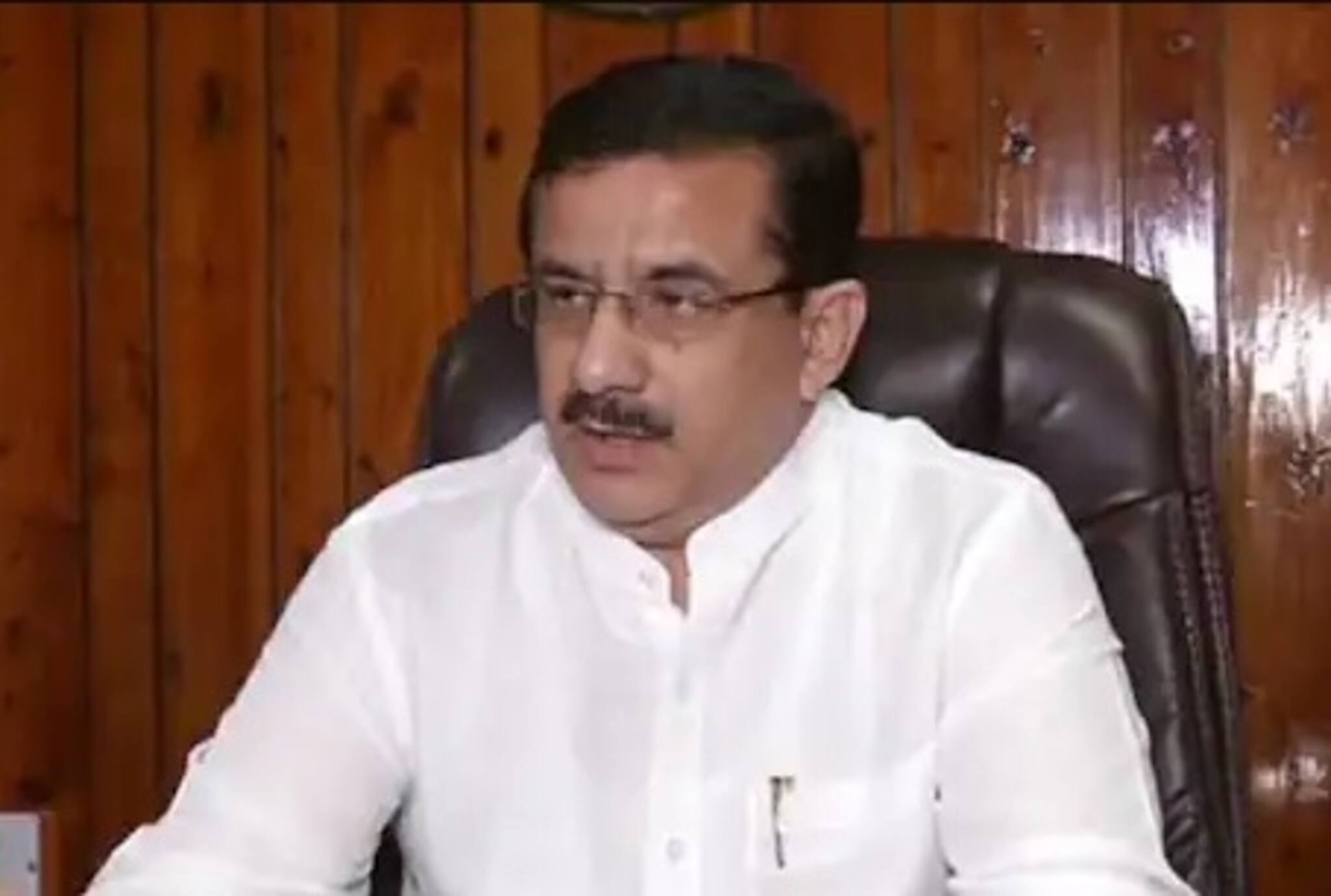 কোরান সন্ত্রাসবাদের উৎস, বাবরি মসজিদ তুলে দেওয়া হোক হিন্দুদের হাতে...এসব বলে কুখ্যাত কে এই ওয়াসিম রিজভি?