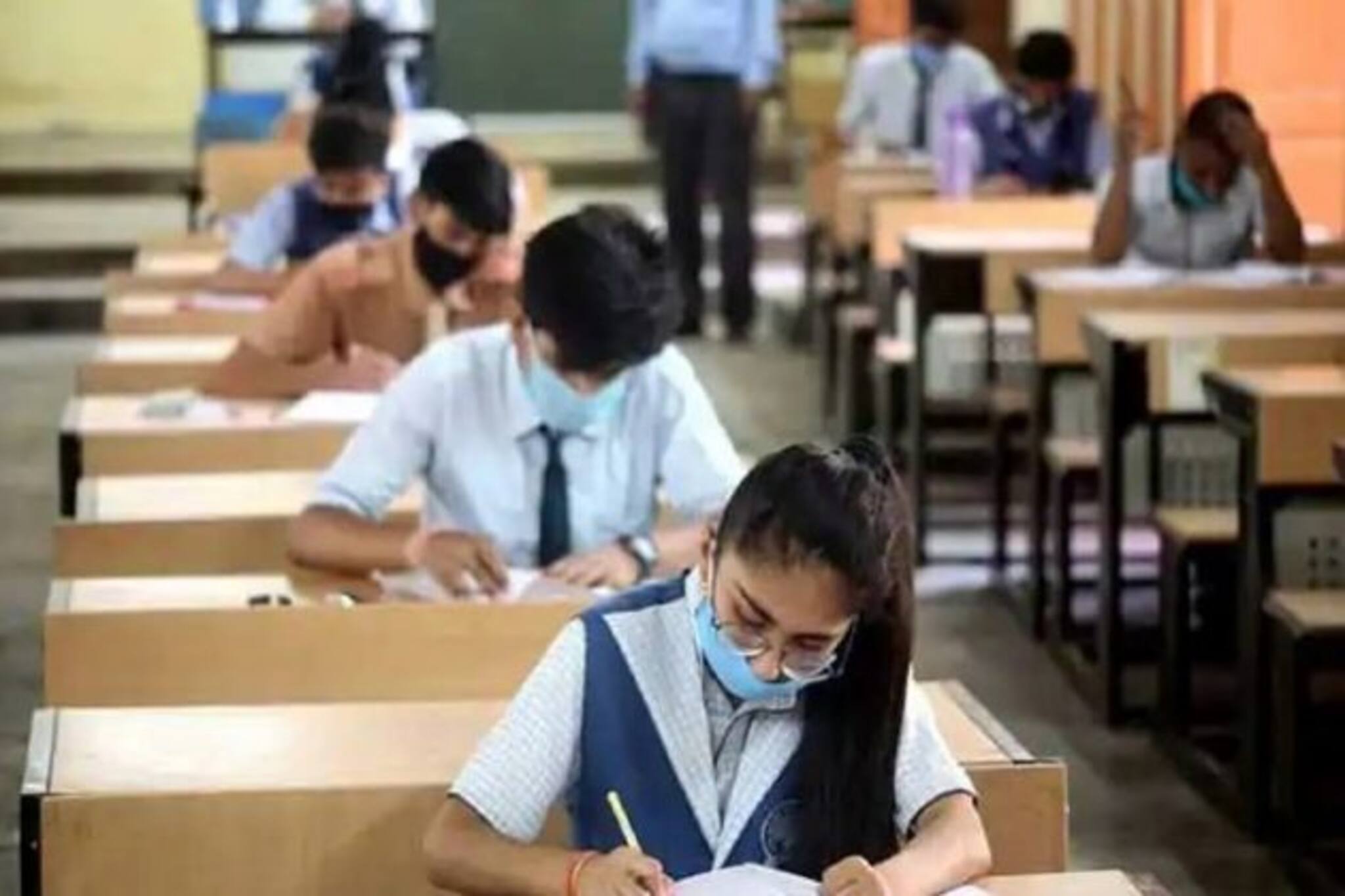 CBSE Class 12 Board Exam 2021 : দ্বাদশ শ্রেণির পড়ুয়াদের মূল্যায়ন কীভাবে? শীর্ষ আদালতে স্পষ্ট করল সিবিএসই