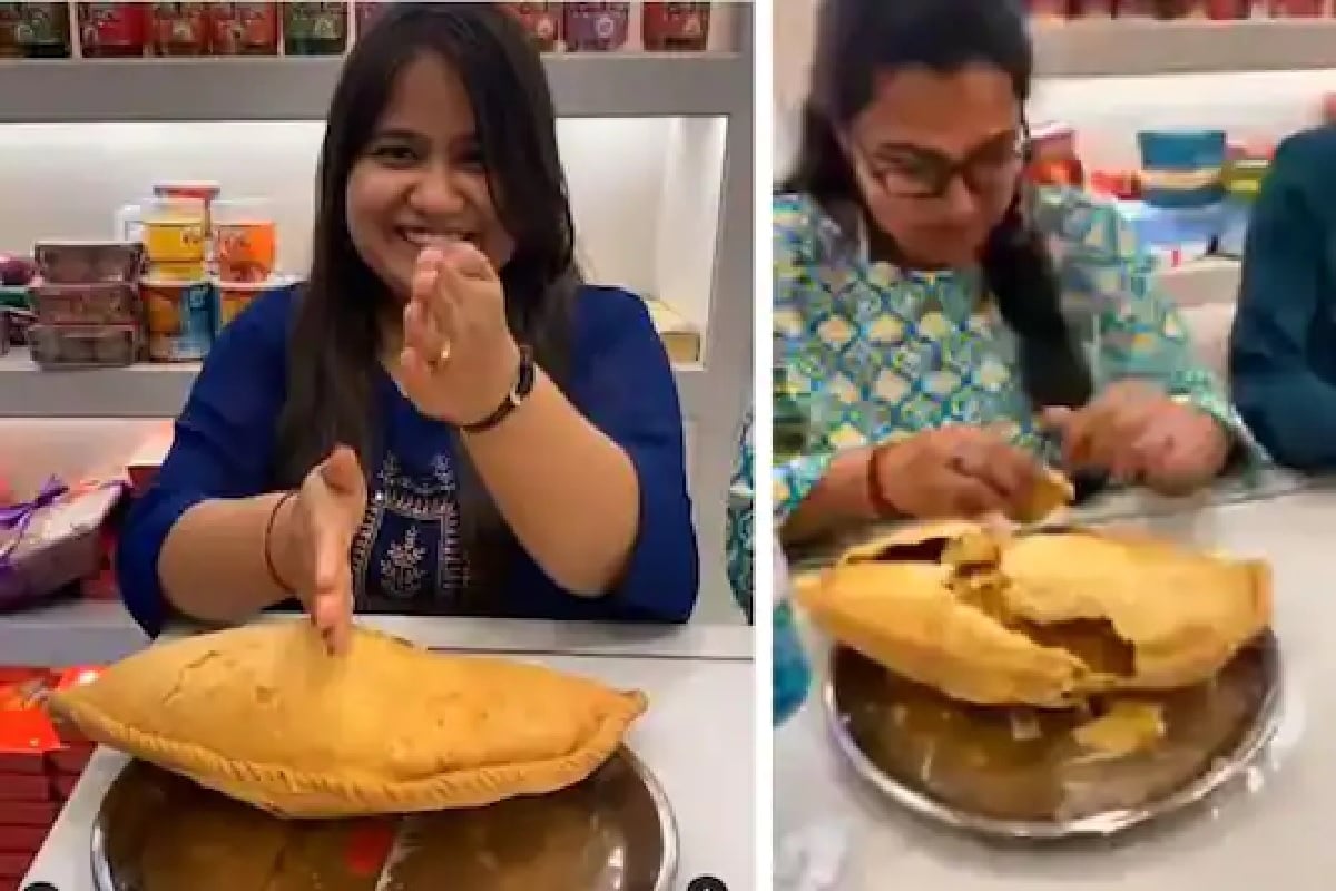 বাহুবলী গুজিয়া নিয়ে ক্রেতাদের মধ্যেও বিস্তর আগ্রহ তৈরি হয়েছে৷ দেড় কেজি ওজনের এই গুজিয়া দৈর্ঘ্য প্রায় ১৪ ইঞ্চি, অর্থাৎ এক ফুটেরও বেশি৷ বাহুবলী গুজিয়া নিয়ে ক্রেতাদের মধ্যেও বিস্তর আগ্রহ তৈরি হয়েছে৷ দেড় কেজি ওজনের এই গুজিয়া দৈর্ঘ্য প্রায় ১৪ ইঞ্চি, অর্থাৎ এক ফুটেরও বেশি৷