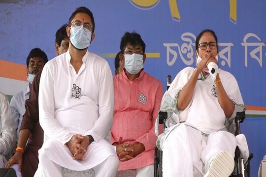 চণ্ডীপুরে মমতা বন্দ্যোপাধ্যায়। ছবি ফেসবুক ভিডিও থেকে নেওয়া।