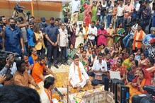 মনোনয়ন পেশ করার আগে জানকীনাথ মন্দিরে পুজো দিলেন শুভেন্দু অধিকারী মনোনয়ন পেশ করার আগে জানকীনাথ মন্দিরে পুজো দিলেন শুভেন্দু অধিকারী