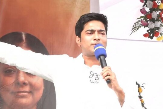 ক্ষমতায় এলেই শীতলকুচি ঘটনার পূর্ণাঙ্গ তদন্তের প্রতিশ্রুতি অভিষেকের