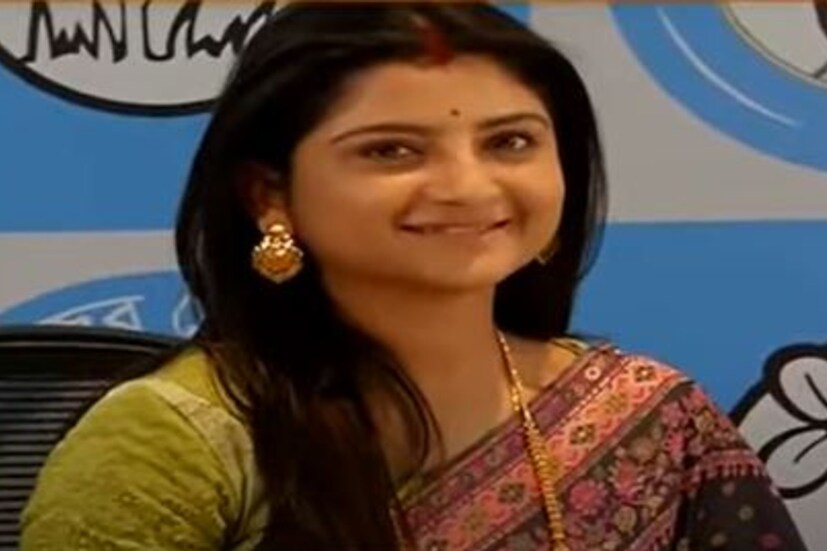 রাজারহাট গোপালপুর থেকে তৃণমূলের হয়ে লড়েছেন কীর্তন গায়িকা অদিতি মুন্সী। বিজেপি হেভিওয়েট নেতা শমীক ভট্টাচার্যকে তিনি বড় মার্জিনে হারিয়েছেন। 