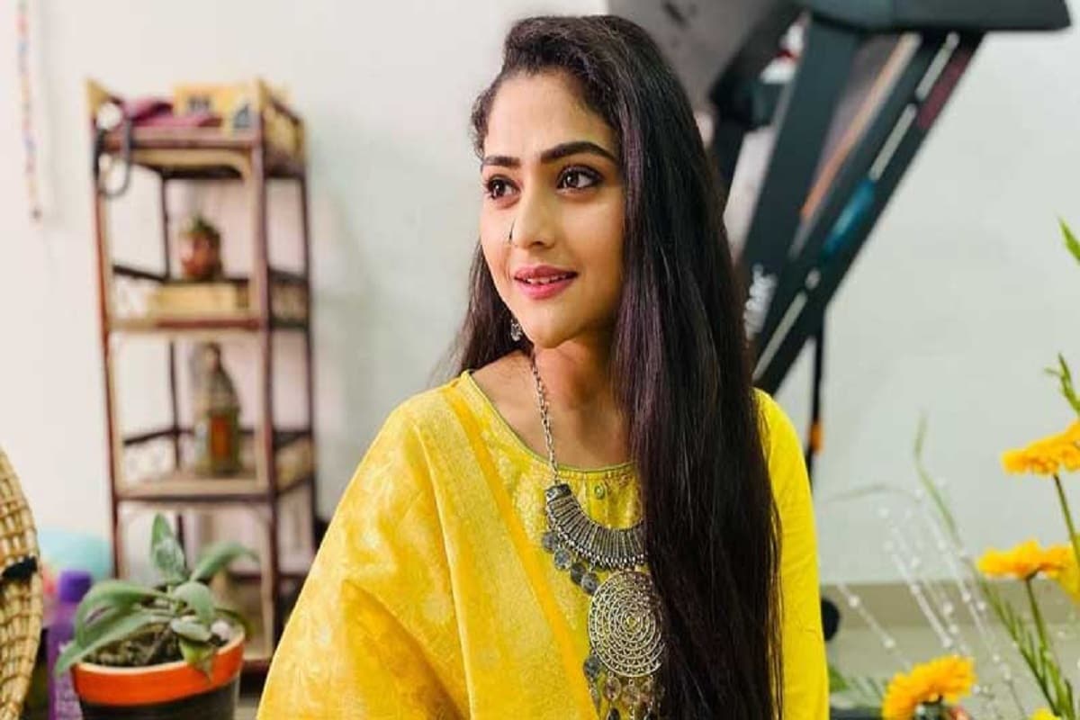 *২০১৬-য় প্রথম ক্যান্সার ধরা পড়ে ঐন্দ্রিলার। শিরদাঁড়ার ক্যান্সারে আক্রান্ত হয়েছিলেন তিনি। এ বারে ফুসফুস ক্যান্সারে আক্রান্ত হয়েছেন তিনি। ছবিঃ ইনস্টাগ্রাম। *২০১৬-য় প্রথম ক্যান্সার ধরা পড়ে ঐন্দ্রিলার। শিরদাঁড়ার ক্যান্সারে আক্রান্ত হয়েছিলেন তিনি। এ বারে ফুসফুস ক্যান্সারে আক্রান্ত হয়েছেন তিনি। ছবিঃ ইনস্টাগ্রাম।