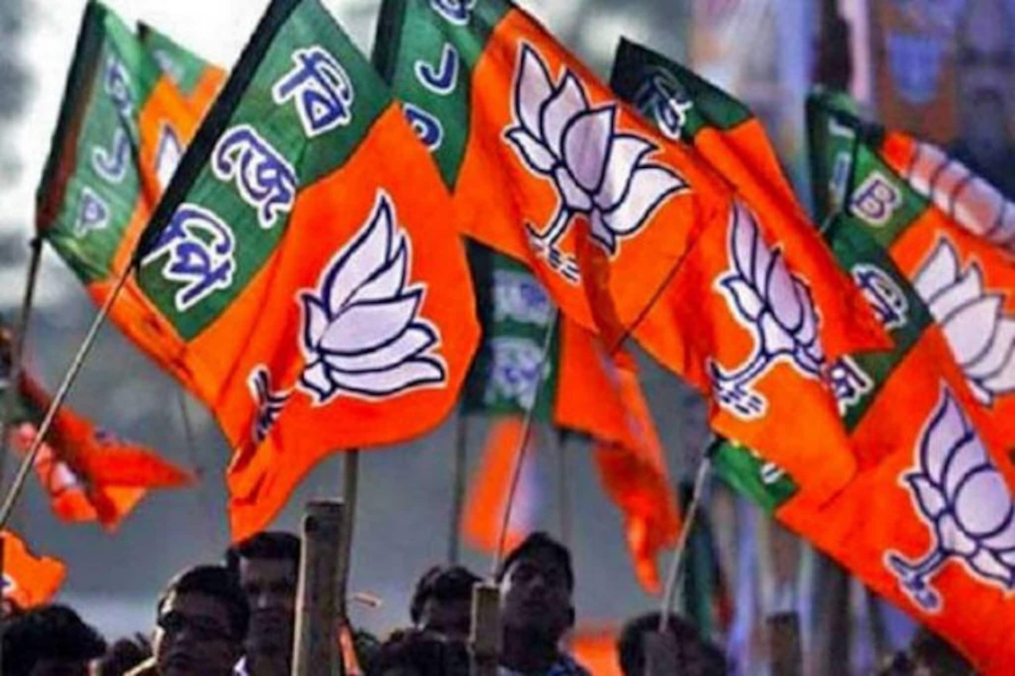 West Bengal Election 2021: অব্যাহত বিজেপির প্রার্থী-ক্ষোভ, গোষ্ঠীসংঘর্ষে আহত দলেরই ১০ কর্মী!