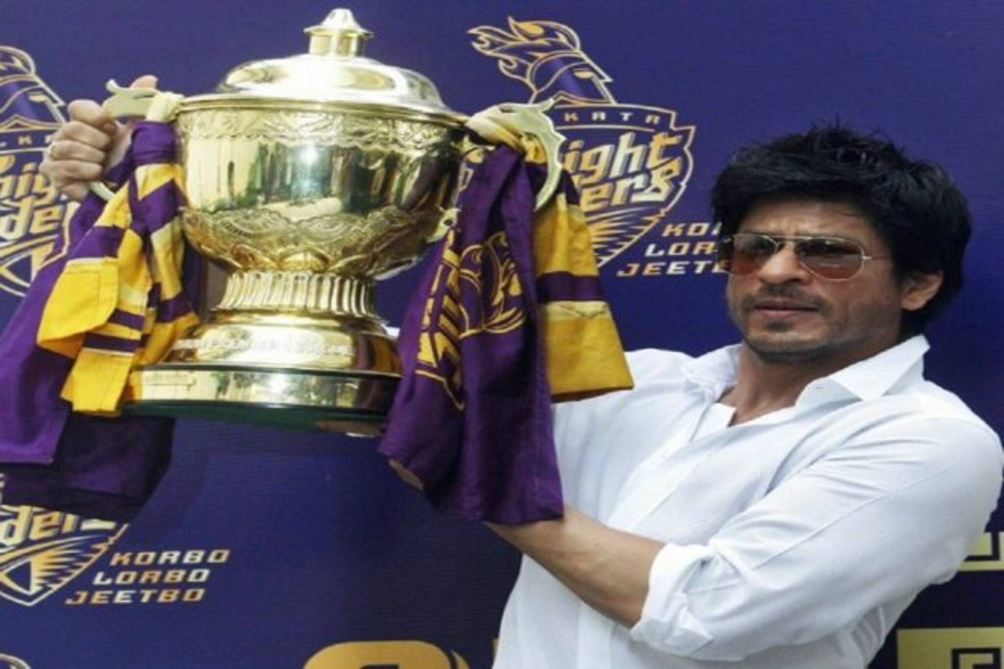 IPL 2021: কাপ জয়ের প্রশ্নে সমর্থককে কী বললেন শাহরুখ?