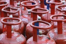 LPG Price: মধ্যবিত্তের হেঁশেলে স্বস্তি! ১ এপ্রিল থেকে কমছে রান্নার গ্যাসের দাম LPG Price: মধ্যবিত্তের হেঁশেলে স্বস্তি! ১ এপ্রিল থেকে কমছে রান্নার গ্যাসের দাম