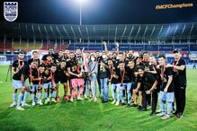 ISL Champion Mumbai City : রণবীরের অনুপস্থিতিতে ট্রফি হাতে মাঠে নিতু সিং ISL Champion Mumbai City : রণবীরের অনুপস্থিতিতে ট্রফি হাতে মাঠে নিতু সিং