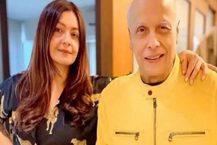 সোনি রাজদান শুরু থেকেই পূজা ভাটের সঙ্গে সম্পর্ক খুব ভালো রেখেছিলেন৷ এখন নিজের সৎ মা সোনি ও সৎ বোন আলিয়ার সঙ্গে সম্পর্ক ভালো ৷ এখন তাঁদের জীবনে সবকিছু খুব স্বাভাবিক৷ Photo-File 