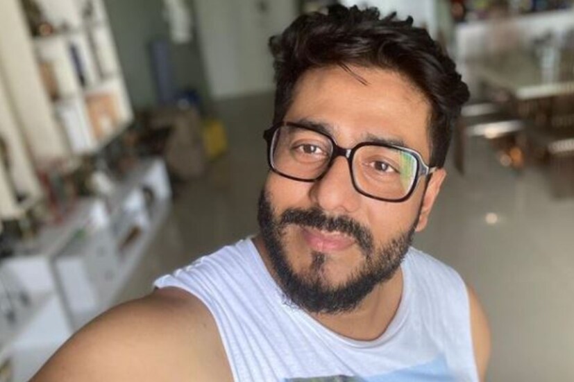 বিপুল সংখ্যক ভোটে বিজেপি প্রার্থী চন্দ্রমণি শুক্লাকে হারিয়েছেন তৃণমূলের তারকা প্রার্থী পরিচালক রাজ চক্রবর্তী। ব্যারাকপুর কেন্দ্রের প্রার্থী তিনি।