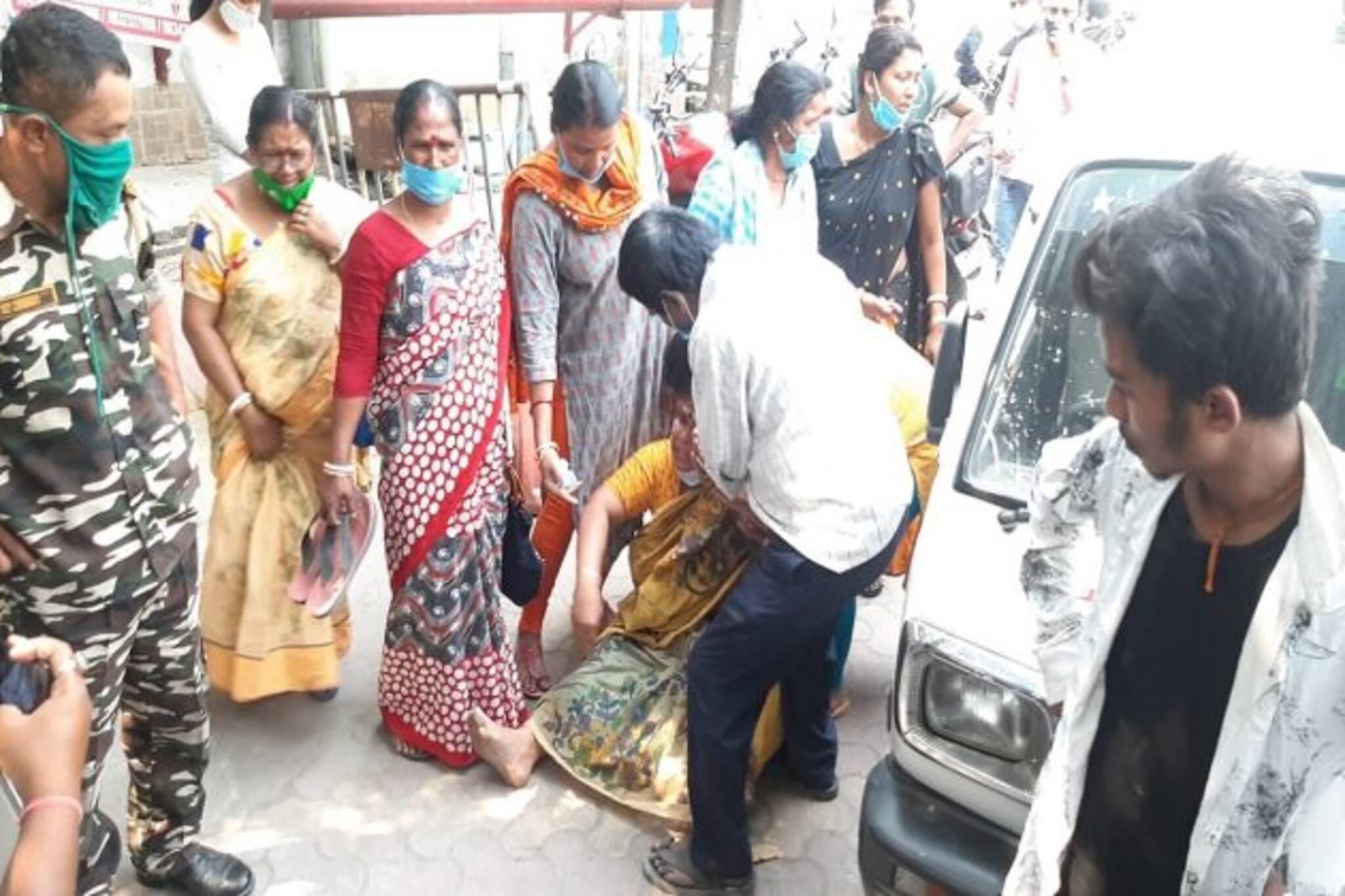 হাসপাতালের মর্গে মৃতের নাক-হাতের আঙুল খুবলে খেল ইঁদুর, এক রাতেই পচে-গলে একাকার দেহ!