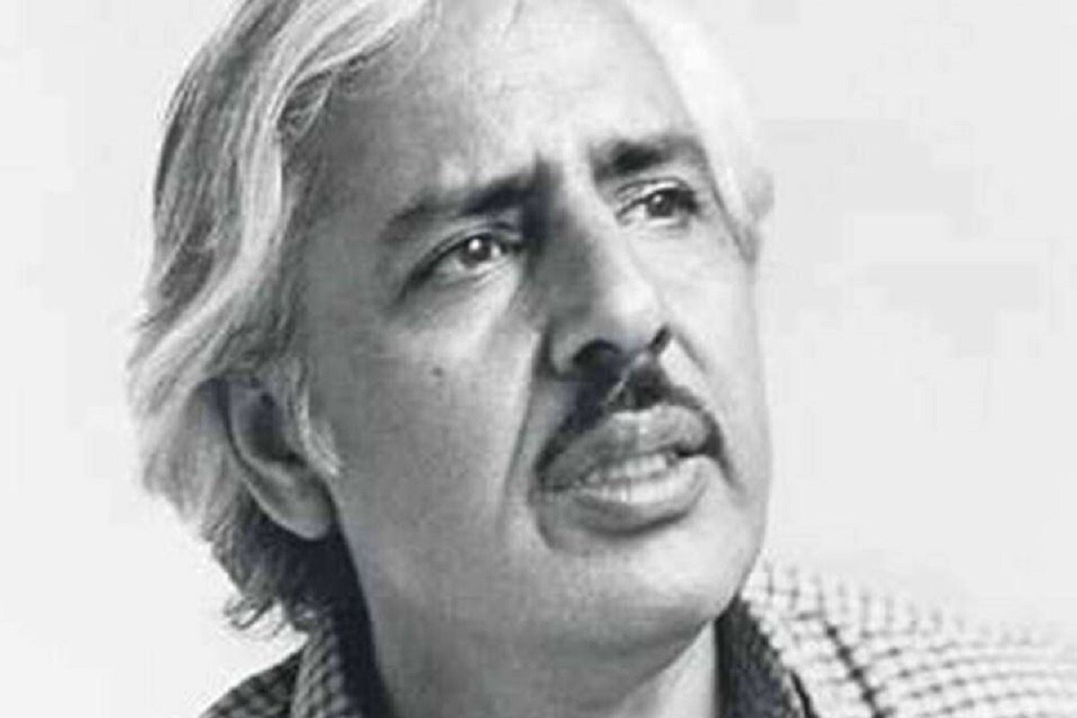 •বলিউড ইন্ডাস্ট্রিতে আসার আগে তিনি ছিলেন উর্দু লেখক৷ বহু ছোট গল্প, নাটক লিখেছিলেন তিনি৷ তাঁর মৃত্যুর খবর ছড়িয়ে পড়তেই বলিউডে তারকারা একে একে শোকবার্তা দেন৷ তাঁর আত্মার শান্তি কামনা করেন সকলে৷ •বলিউড ইন্ডাস্ট্রিতে আসার আগে তিনি ছিলেন উর্দু লেখক৷ বহু ছোট গল্প, নাটক লিখেছিলেন তিনি৷ তাঁর মৃত্যুর খবর ছড়িয়ে পড়তেই বলিউডে তারকারা একে একে শোকবার্তা দেন৷ তাঁর আত্মার শান্তি কামনা করেন সকলে৷