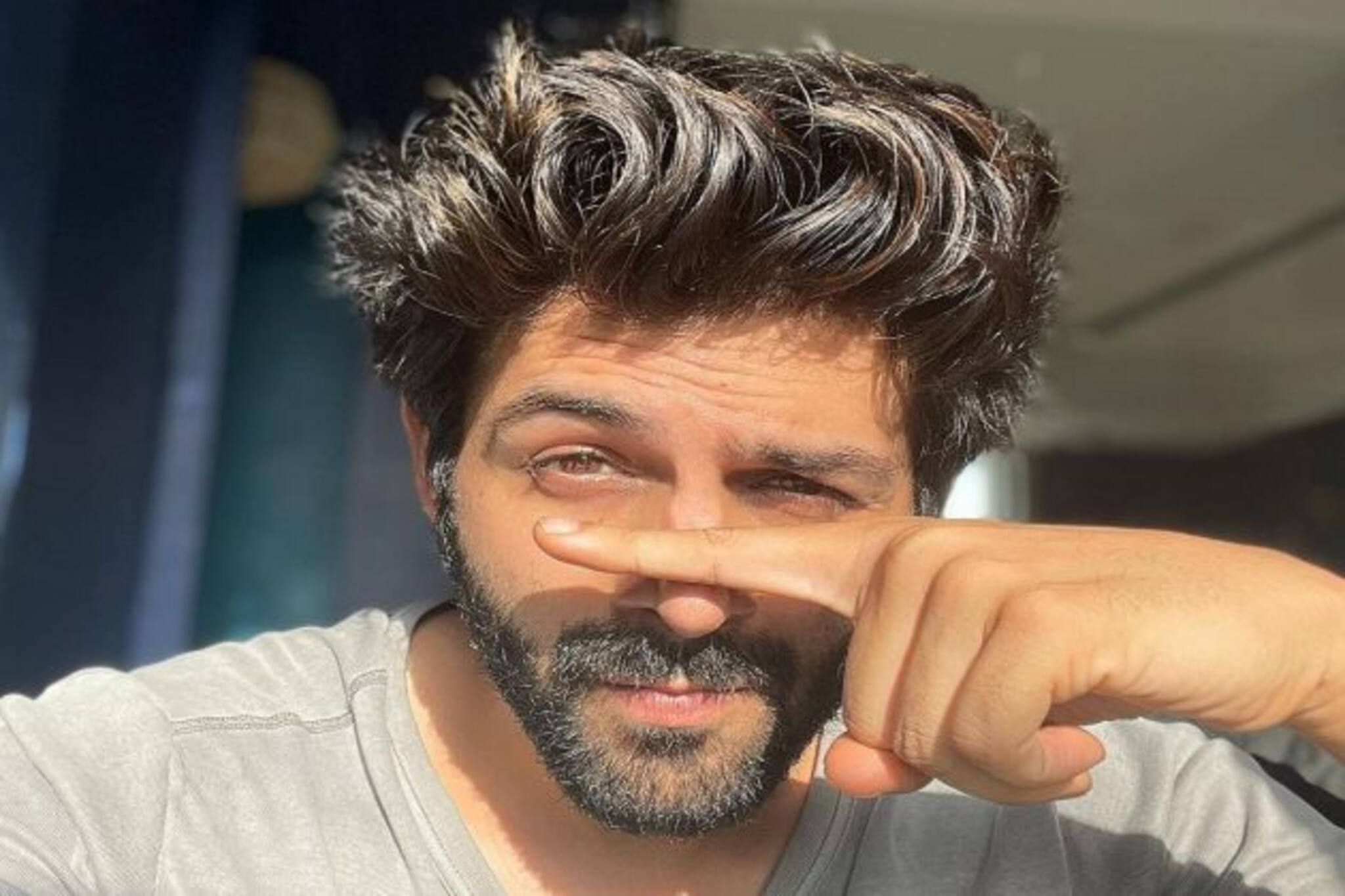 করোনা থেকে সেরে উঠেই বাড়িতে নতুন সদস্যকে নিয়ে এলেন কার্তিক আরিয়ান, দাম ৪.৫ কোটি