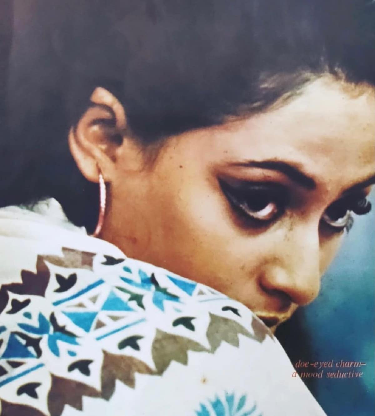 •একবার এক সাক্ষাৎকারে জয়াকে জিজ্ঞাসা করা হয় যে বৌমা হিসেবে কেমন ঐশ্বর্য? তিনি জানান যে বৌমা খুবই শান্ত, বুদ্ধিমতী এবং মানিয়ে নেওয়ার ক্ষমতা রয়েছে৷ সর্বোপরি তিনি খুব সুন্দর করে নিজের সংসার ও সন্তানকে সামলান৷ জানান জয়া৷ এবারই আসে আসল মজার বিষয়৷ •একবার এক সাক্ষাৎকারে জয়াকে জিজ্ঞাসা করা হয় যে বৌমা হিসেবে কেমন ঐশ্বর্য? তিনি জানান যে বৌমা খুবই শান্ত, বুদ্ধিমতী এবং মানিয়ে নেওয়ার ক্ষমতা রয়েছে৷ সর্বোপরি তিনি খুব সুন্দর করে নিজের সংসার ও সন্তানকে সামলান৷ জানান জয়া৷ এবারই আসে আসল মজার বিষয়৷