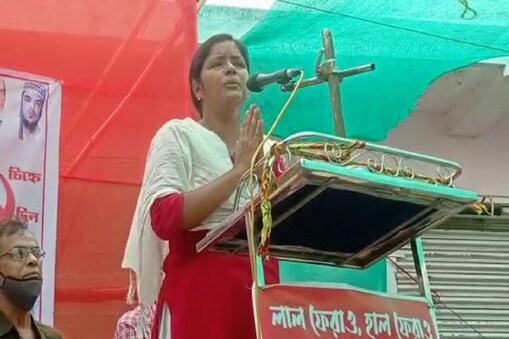 Minakshi Mukherjee: বেসরকারিকরণ নিয়ে কেন্দ্রের বিরুদ্ধে তীব্র আক্রমণ নন্দীগ্রামের বাম প্রার্থী মীনাক্ষীর