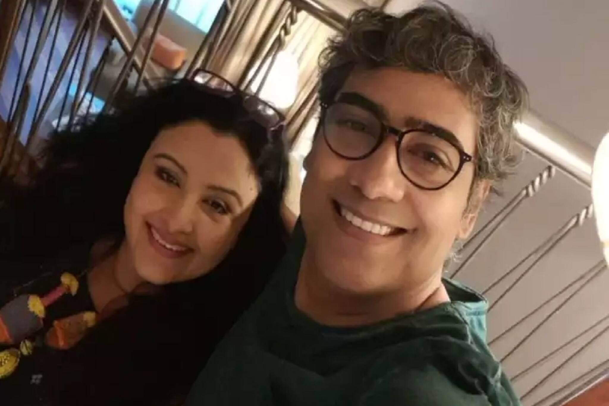 টিকা নিয়েও Corona ভাইরাসে আক্রান্ত হলেন কৌশিক সেন ও তাঁর স্ত্রী রেশমী সেন!