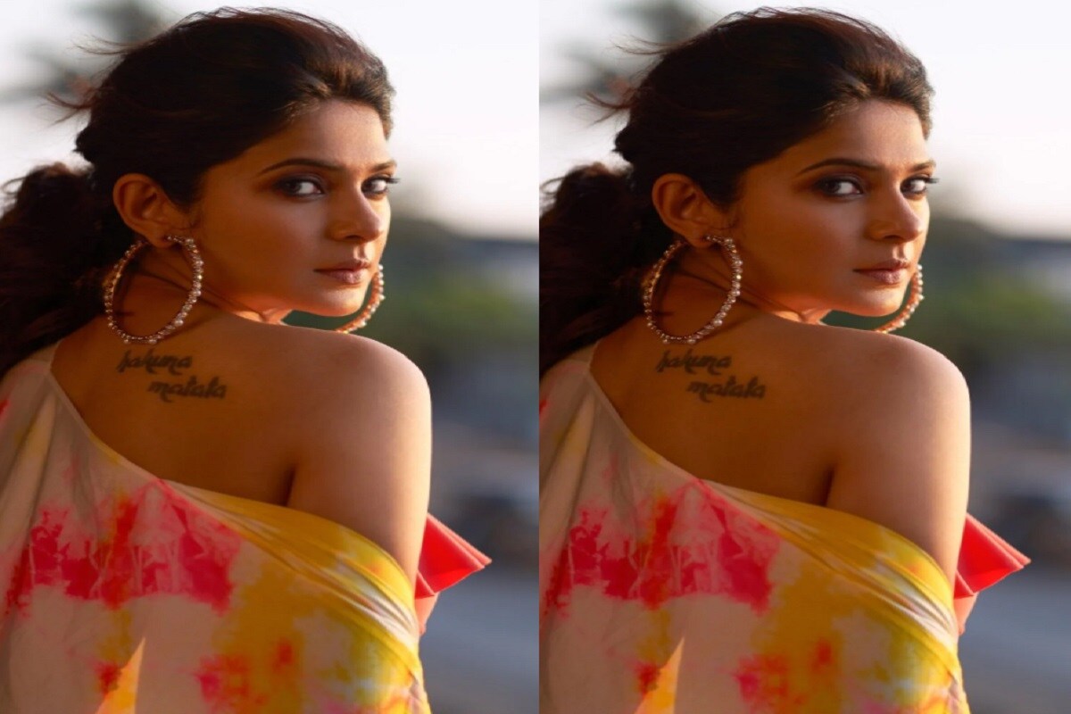 জেনিফার ইউঙ্গেটের (Jennifer Winget) কাঁধখোলা টপ, পিঠে ট্যাটু আঁকা দারুণ চুলের স্টাইল নজর কেড়েছে সবারই ৷ (Image: Instagram). জেনিফার ইউঙ্গেটের (Jennifer Winget) কাঁধখোলা টপ, পিঠে ট্যাটু আঁকা দারুণ চুলের স্টাইল নজর কেড়েছে সবারই ৷ (Image: Instagram).