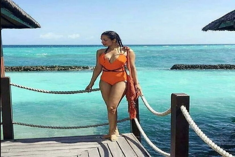 বলিউড (Bollywood) ডিভা মালাইকা অরোরা (Malaika Arora) আগুন ধরিয়ে দেন৷ তাঁর পরণে যেকোনও পোশাকই আগুনের মতো ঝলক দেয়৷ আর যদি বিকনি হয় তাহলে তো কথাই নেই৷ (Image: Instagram)
