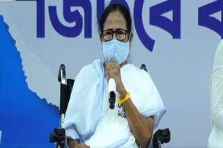 আট দফা ভোটের শেষ প্রচারে মমতা বন্দ্যোপাধ্যায়। আট দফা ভোটের শেষ প্রচারে মমতা বন্দ্যোপাধ্যায়।