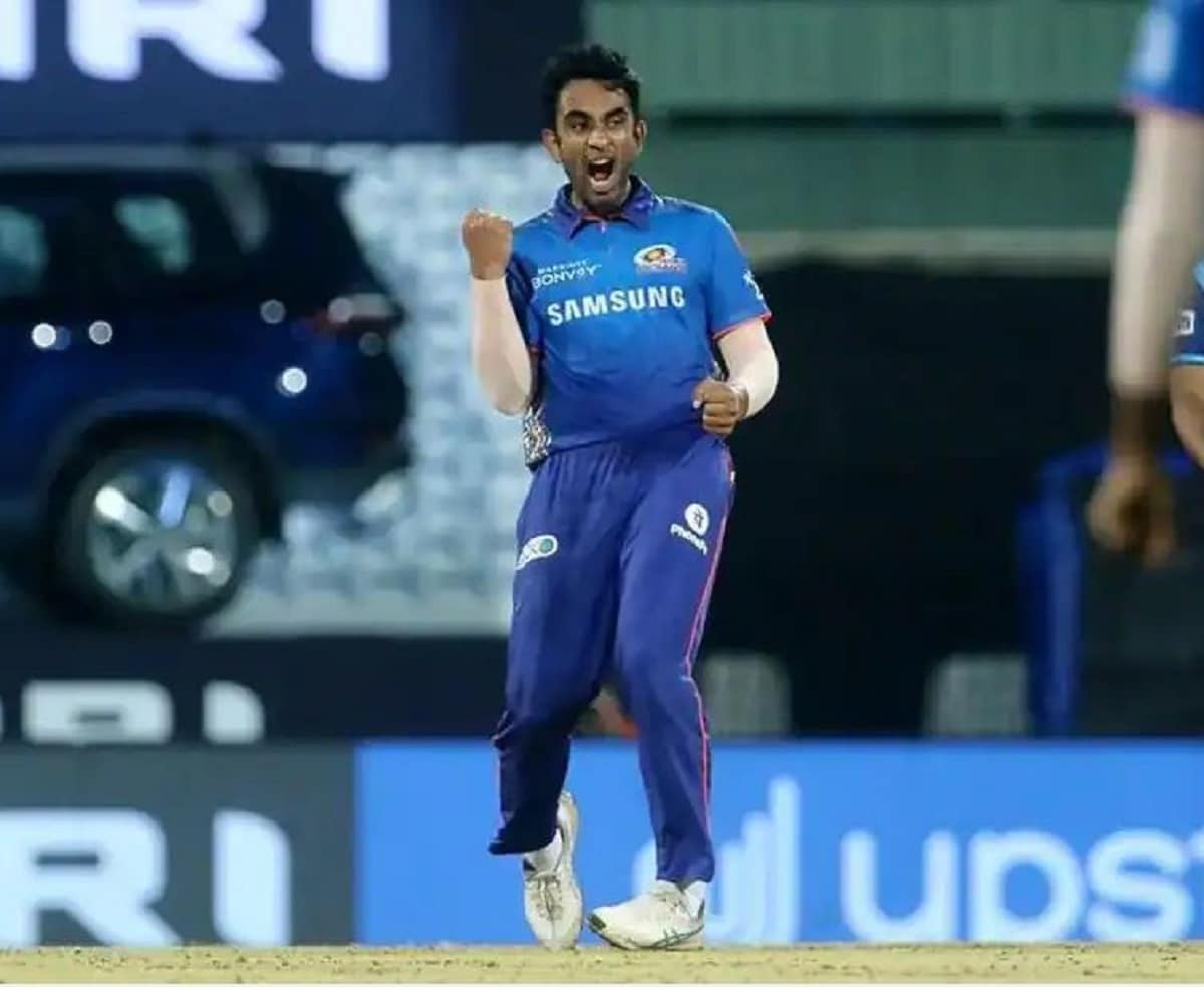 জয়ন্ত যাদব একটা ম্যাচ খেলে ভালো পারফর্ম করেছেন৷ তিনি ২৫ রানে ১ উইকেট নিয়েছেন৷ চেন্নাইতে স্পিন ফ্রেন্ডলি উইকেটে ভালো কিছু করতে পারবেন আশা করছে থিঙ্ক ট্যাঙ্ক৷ (IPL Photo) জয়ন্ত যাদব একটা ম্যাচ খেলে ভালো পারফর্ম করেছেন৷ তিনি ২৫ রানে ১ উইকেট নিয়েছেন৷ চেন্নাইতে স্পিন ফ্রেন্ডলি উইকেটে ভালো কিছু করতে পারবেন আশা করছে থিঙ্ক ট্যাঙ্ক৷ (IPL Photo)