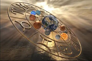 আজকের দিনে ‘এই সব’ রাশিগুলির জন্য ভাগ্য সুপ্রসন্ন, জানুন আপনার ভাগ্যে কি রয়েছে