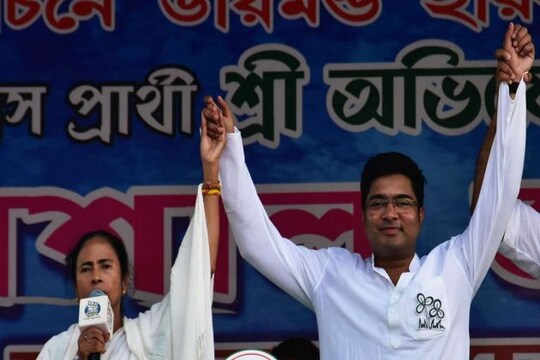 অভিষেকের অগ্নিপরীক্ষা