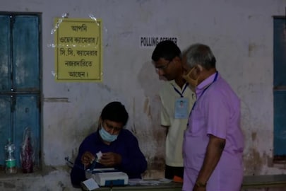 কোথায় গেলেন এজেন্টরা?