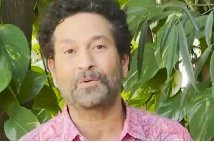 করোনার বিরুদ্ধে লড়াইয়ে এক কোটি টাকা অনুদানের ঘোষণা করলেন সচিন তেন্ডুলকর। 'Mission Oxygen' নামের একটি উদ্যোগের জন্য এই অনুদানের ঘোষণা করেছেন তিনি। 