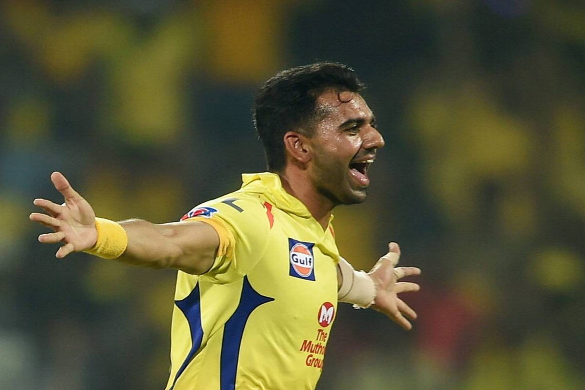 KKR vs CSK: সুইং মন্ত্রেই সাফল্য দীপকের