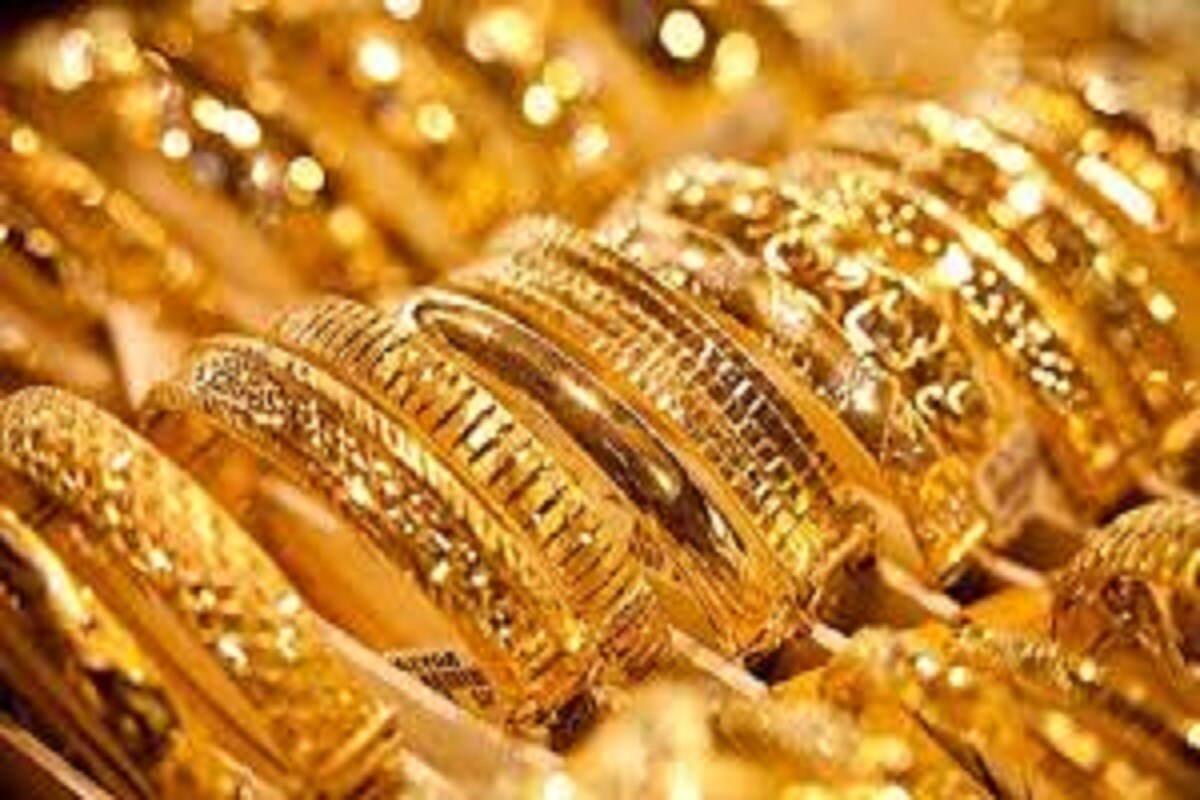 সোনার দামে (Gold Price) সামান্য পতন এসেছে ১০ গ্রাম সোনার দাম ৪৪,৯৭৭ টাকা ট্রেন্ড করছে ৷ এক কিলো রুপোর দাম ৬৩,৫৯৫ টাকা হয়েছে ৷ সোনার দাম ১২৭.০০ টাকা কমার কথা এপ্রিলের পরবর্তী সময়ে, ব্যবসা বাণিজ্য ৪৪,৫১০ টাকা দরে চলার কথা ৷ প্রতীকী ছবি ৷ সোনার দামে (Gold Price) সামান্য পতন এসেছে ১০ গ্রাম সোনার দাম ৪৪,৯৭৭ টাকা ট্রেন্ড করছে ৷ এক কিলো রুপোর দাম ৬৩,৫৯৫ টাকা হয়েছে ৷ সোনার দাম ১২৭.০০ টাকা কমার কথা এপ্রিলের পরবর্তী সময়ে, ব্যবসা বাণিজ্য ৪৪,৫১০ টাকা দরে চলার কথা ৷ প্রতীকী ছবি ৷