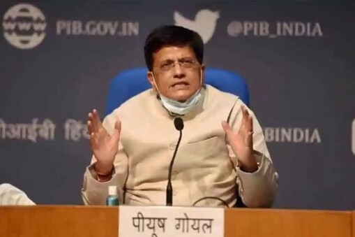 'কতটুকু শ্বাস-প্রশ্বাস নেব বলে দিন', অক্সিজেনের ব্যবহার নিয়ন্ত্রণ করতে গিয়ে ট্রোলড রেলমন্ত্রী