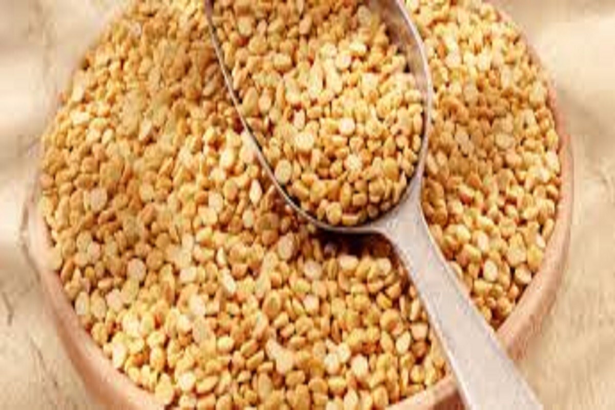 এপ্রিলে রিফাইন তেলের (Refined Oil) দাম ফের লিটারে ৯ টাকা বেড়েছে ১০ কিলোর দাম হয়েছে ১,৪১৫ টাকা ৷ ২-৩ মাস ধরে ডালের দামও পাল্লা দিয়ে বেড়েছে ৷ অড়হর ডালের দাম ৯০ টাকা থেকে ১১০ টাকা হয়ে গিয়েছে ৷ প্রতীকী ছবি ৷ এপ্রিলে রিফাইন তেলের (Refined Oil) দাম ফের লিটারে ৯ টাকা বেড়েছে ১০ কিলোর দাম হয়েছে ১,৪১৫ টাকা ৷ ২-৩ মাস ধরে ডালের দামও পাল্লা দিয়ে বেড়েছে ৷ অড়হর ডালের দাম ৯০ টাকা থেকে ১১০ টাকা হয়ে গিয়েছে ৷ প্রতীকী ছবি ৷