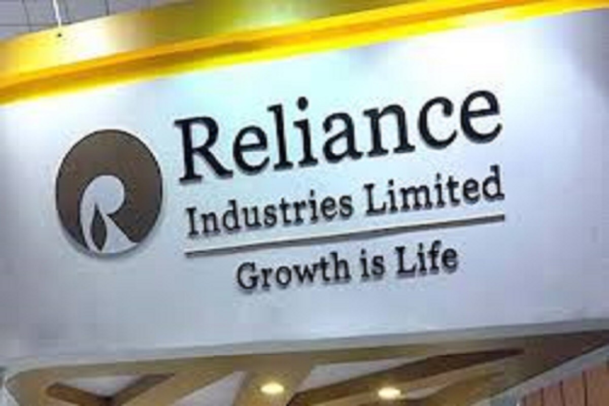 রিলায়েন্স ইন্ডাস্ট্রিজের (RIL) বাজার মূল্য ১৭,৪০১.৭৭ কোটি টাকা থেকে ১২,৮১,৬৪৪.৯৭ কোটি টিকায় পৌঁছেছে ৷ প্রতীকী ছবি ৷ রিলায়েন্স ইন্ডাস্ট্রিজের (RIL) বাজার মূল্য ১৭,৪০১.৭৭ কোটি টাকা থেকে ১২,৮১,৬৪৪.৯৭ কোটি টিকায় পৌঁছেছে ৷ প্রতীকী ছবি ৷