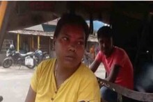 স্লোগান 'গরিবের বন্ধু', দূরবীন চিহ্নে অধরা স্বপ্ন পূরণ করতে মরিয়া অটোচালক মঞ্জু