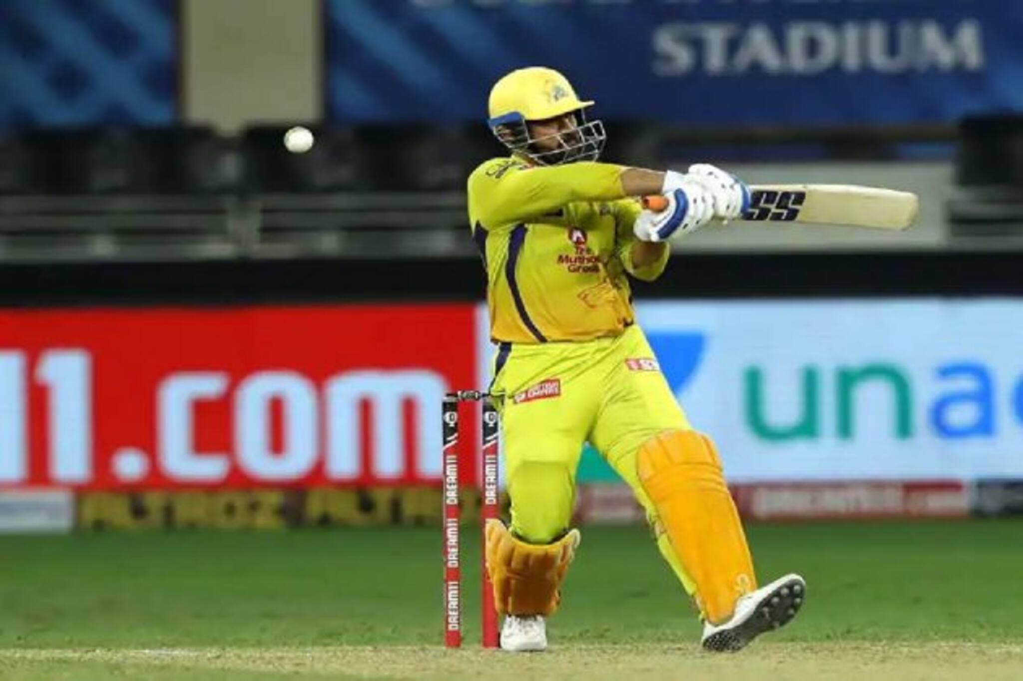 IPL 2021: মাইলস্টোন ম্যাচেও মাহির ব্যাটে রানের খরা