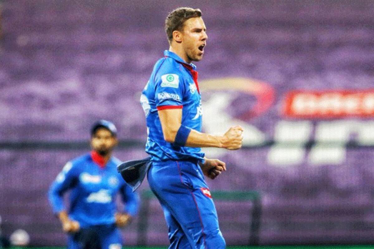 দিল্লি দলের সঙ্গে যোগ দিতে পারেননি নোর্জ। তাঁর সতীর্থ কাগিসো রাবাডা দলের সঙ্গে যোগ দিয়েছিলেন। কিন্তু ভুল রিপোর্টের জেরে কোয়ারেন্টাইনে থাকতে হয়েছিল নোর্জেকে।