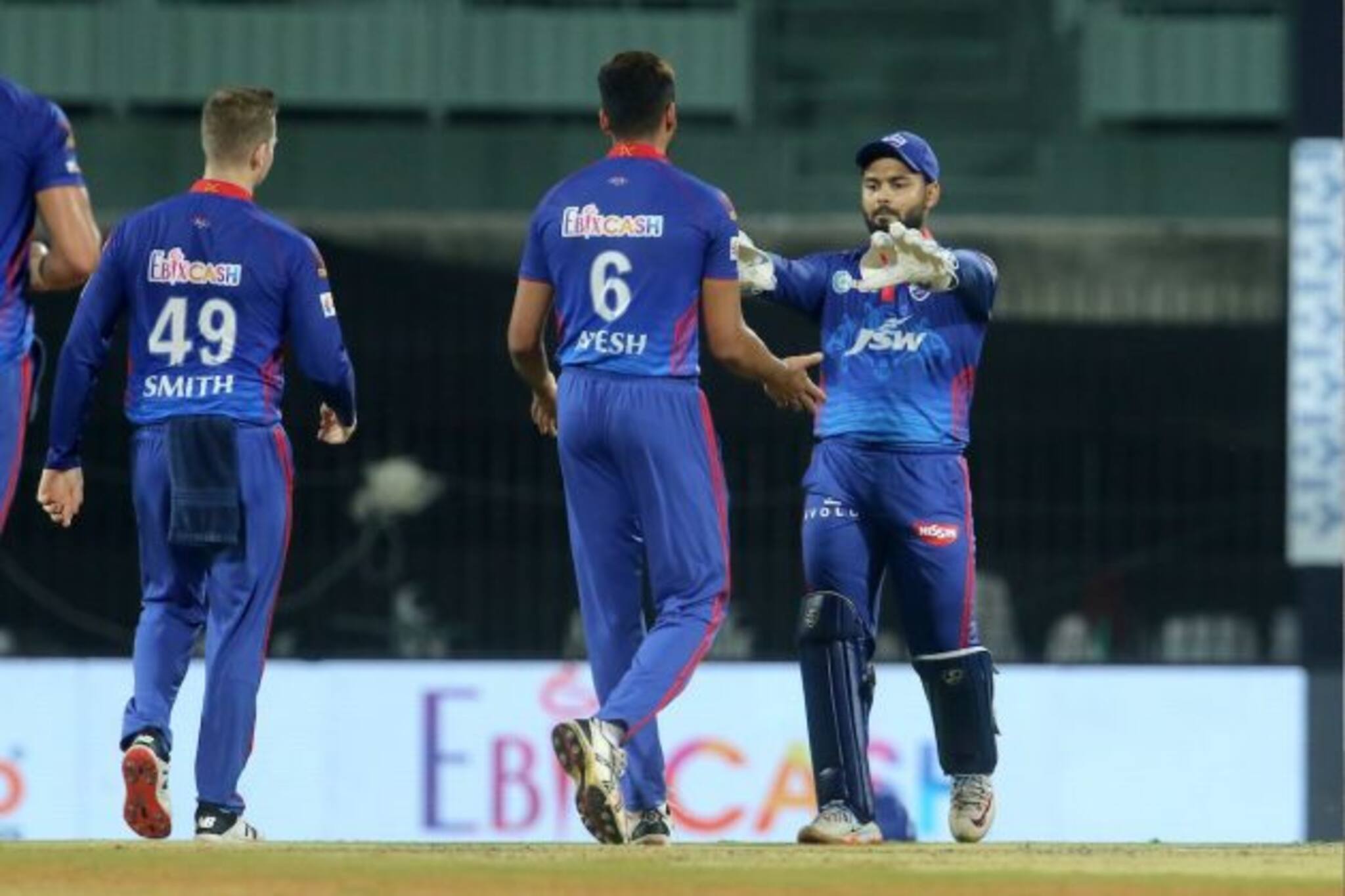 IPL 2021: MI vs DC: চিপকের উইকেট আর অমিত মিশ্রর স্পিনে জব্দ পান্ডিয়ারা, মুম্বই ১৩৭