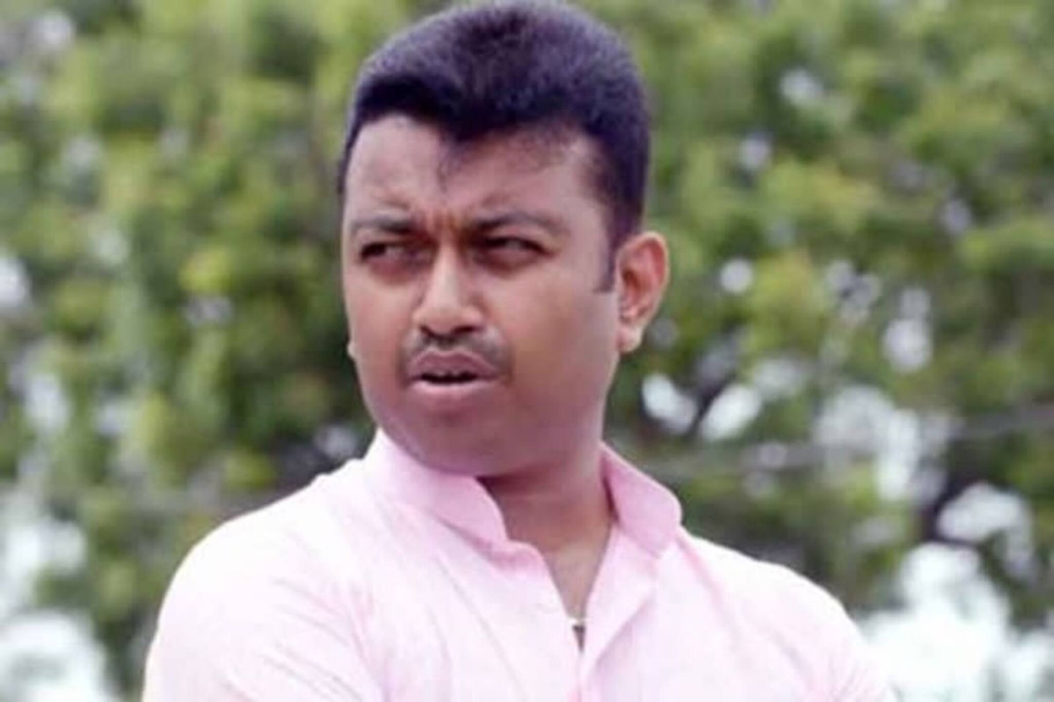 Bengal Election 2021 : সস্ত্রীক সাত-সাতটি জীবনবিমা, কোটি টাকার সম্পত্তি! সাঁইত্রিশের শুভ্রাংশুর হলফনামা...