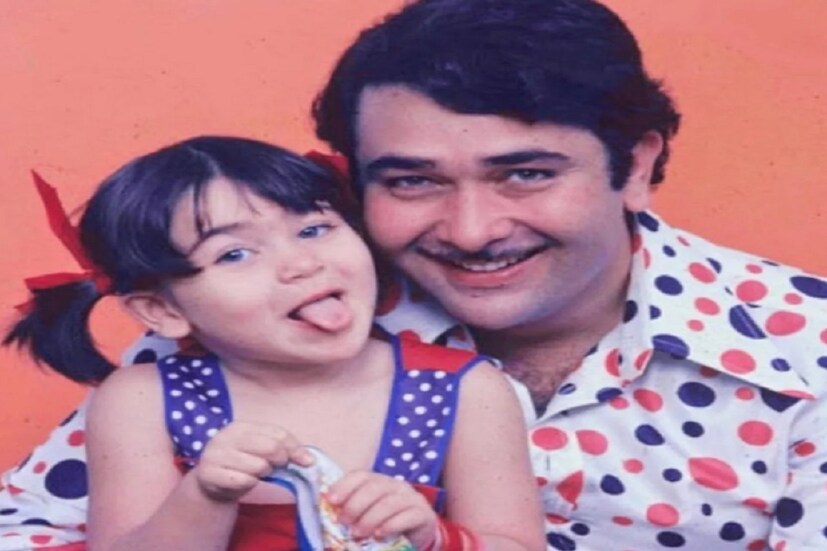 বাবা রণধীর কাপুরের সঙ্গে বেশ সুন্দর মুহূর্তে ছোট্ট করিশ্মা কাপুর ৷ ছবি সৌজন্যে Instagram.