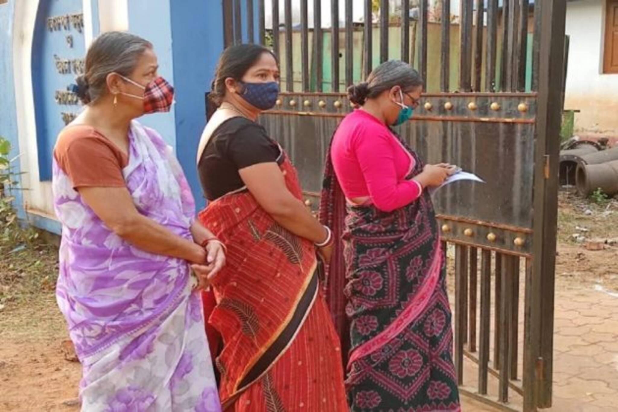 দুপুর পর্যন্ত কতটা শান্তপূর্ণ হাওড়ায় ভোট গ্রহন? দেখে নিন