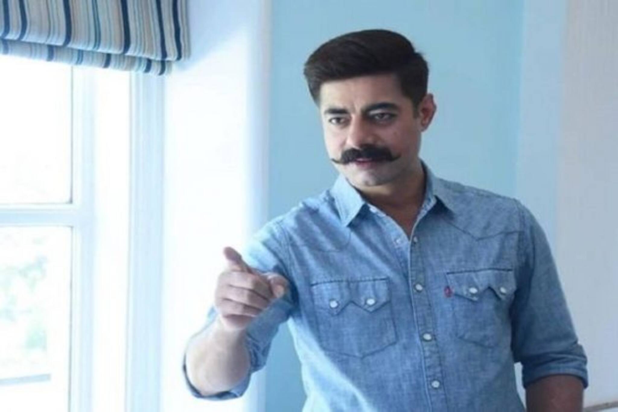 আচমকাই সুশান্ত সিংয়ের ট্যুইটার অ্যাকাউন্ট সাসপেন্ড! প্রতিবাদে স্বরা ভাস্কর!