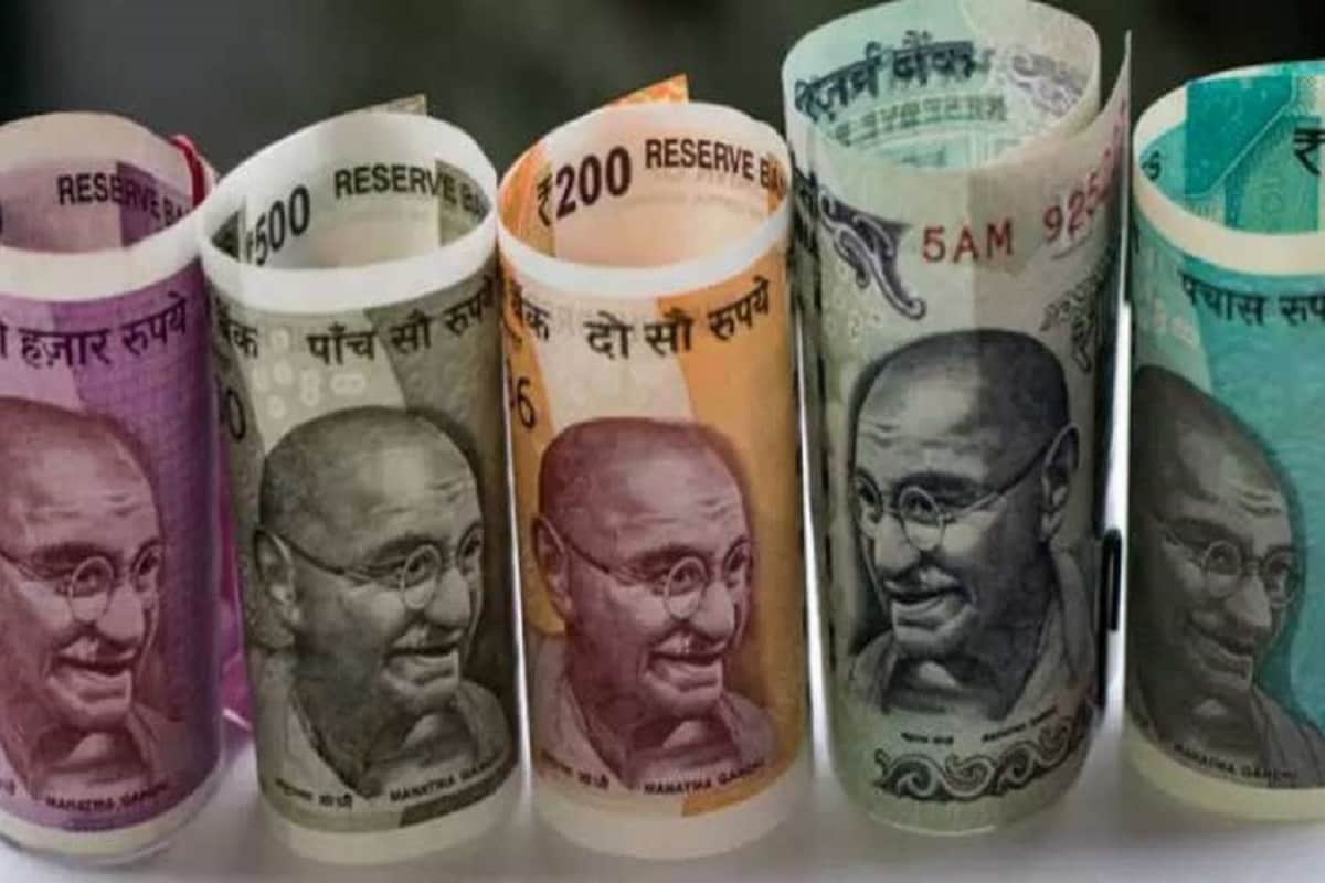 শুধুই বর্তমানেই নয় সব সময়েই বিনিয়োগের অন্যতম ও সেরা ঠিকানা হচ্ছে ফিক্সড ডিপোজিট ৷ প্রতীকী ছবি ৷ শুধুই বর্তমানেই নয় সব সময়েই বিনিয়োগের অন্যতম ও সেরা ঠিকানা হচ্ছে ফিক্সড ডিপোজিট ৷ প্রতীকী ছবি ৷