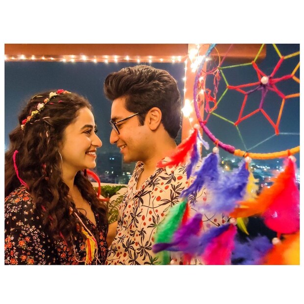*পোস্টের শেষে  অনুরাগীদের উদ্দেশ্য় করে গৌরব লিখলেন ‘এই পোস্টটা করছি কারণ, আমি বার্তা দিতে চাই আপনারা একা নন। কঠিন এই পরিস্থিতিতে আমরা সবাই একসঙ্গে আছি’। ছবিঃ ইনস্টাগ্রাম। 